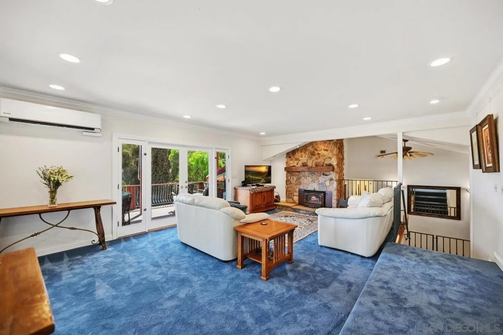 Photo of 4488 La Canada