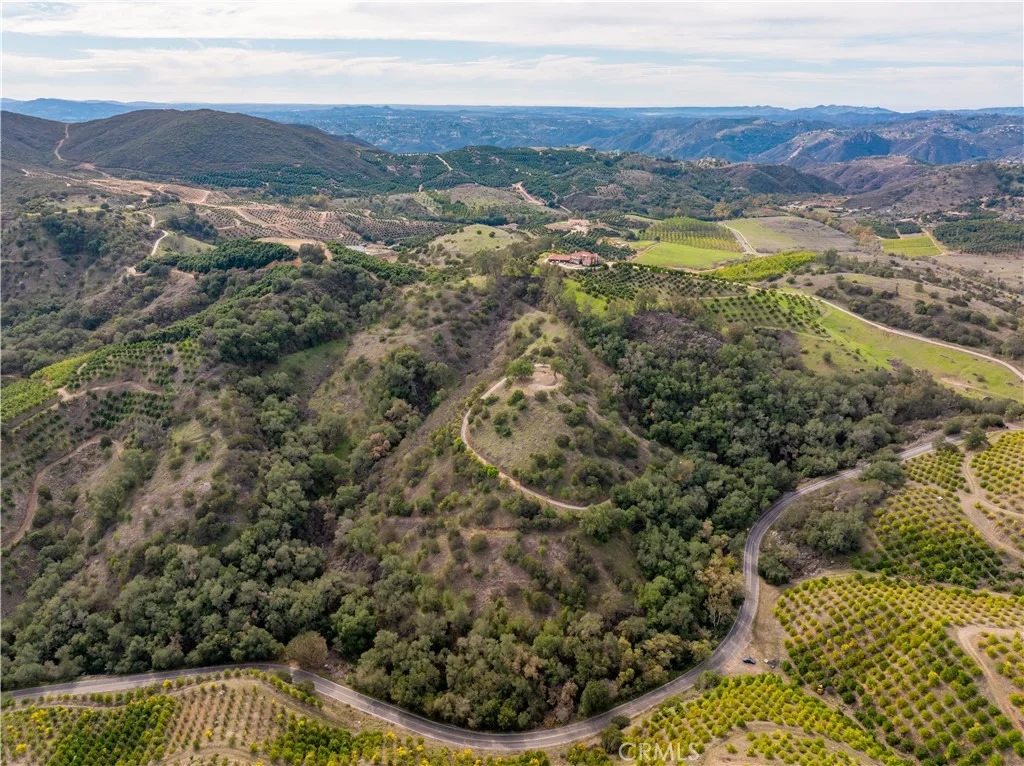 Photo of 46121 Avenida Tierra