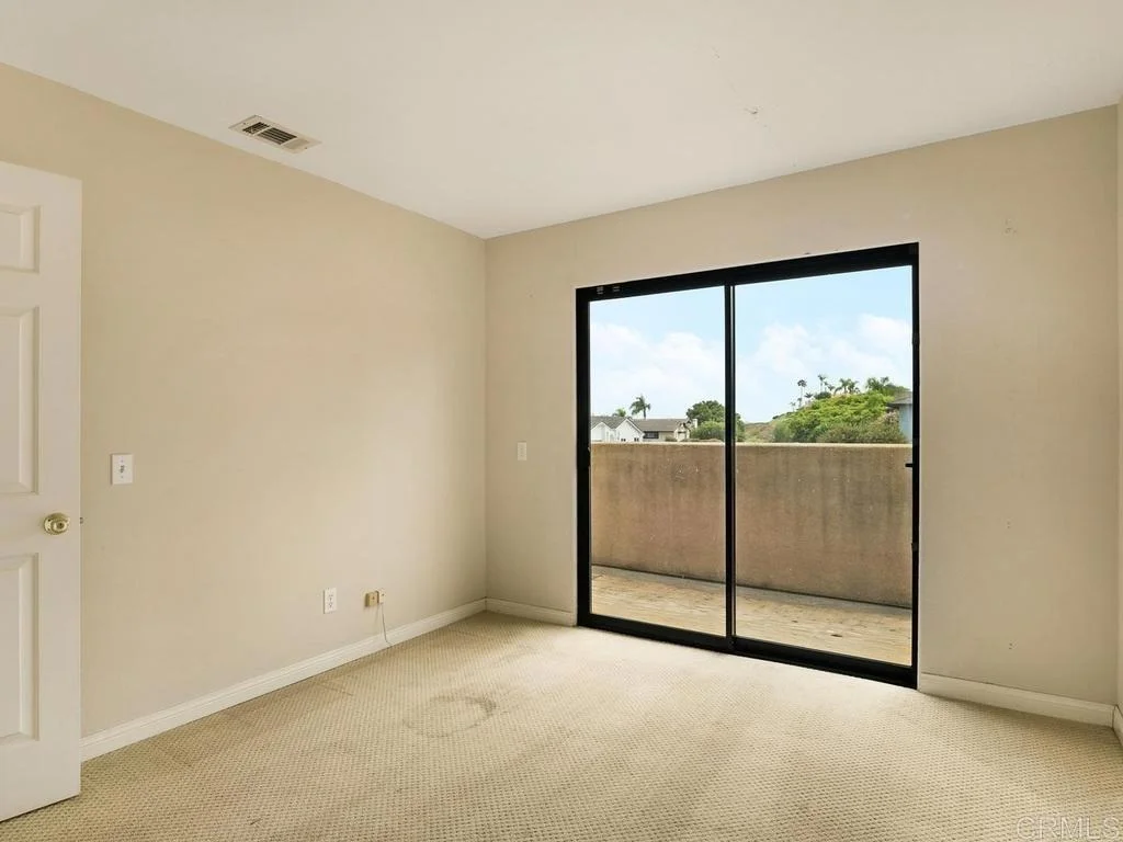 Photo of 4798 Hillside Drive