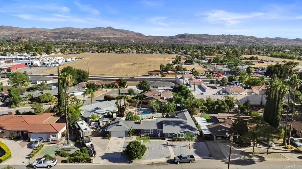 Photo of 2951 Mockingbird Lane