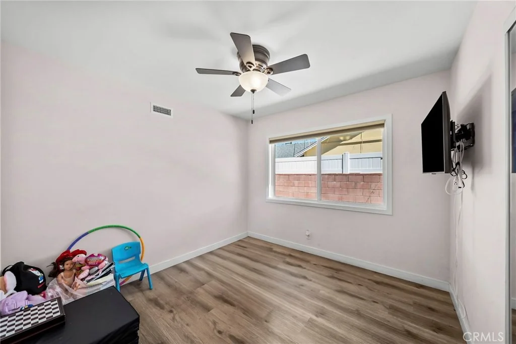 Photo of 8043 Sunnybrae