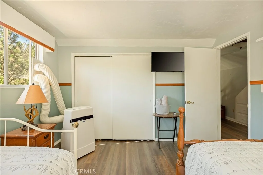 Photo of 28165 Grenoble