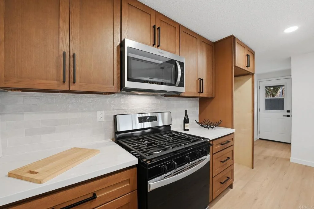 Photo of 1333 Helix Street