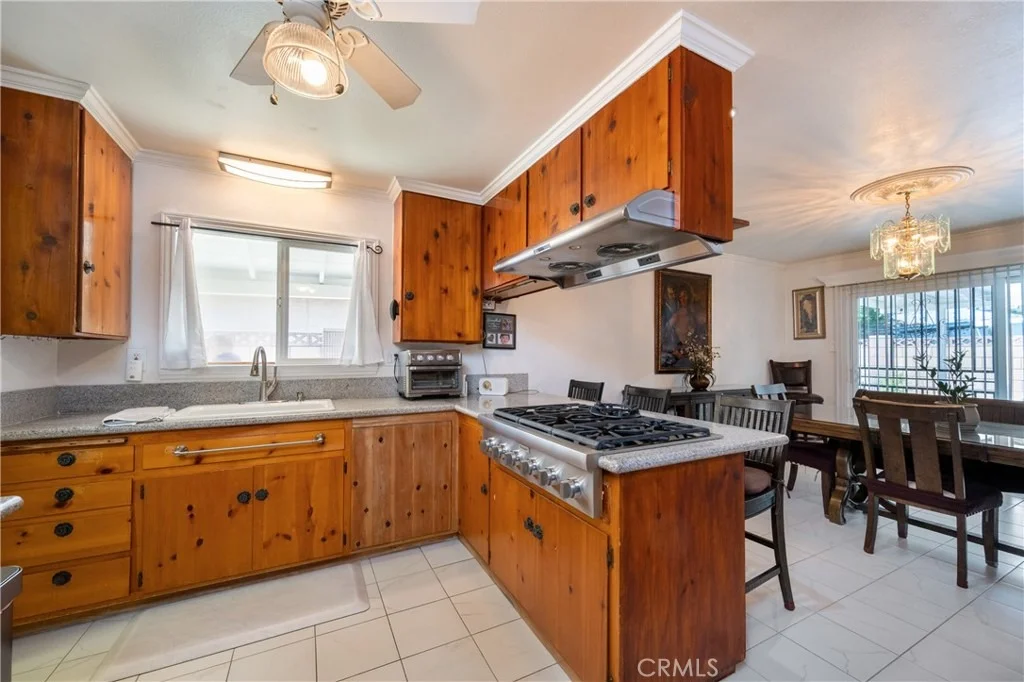 Photo of 14457 Bresee
