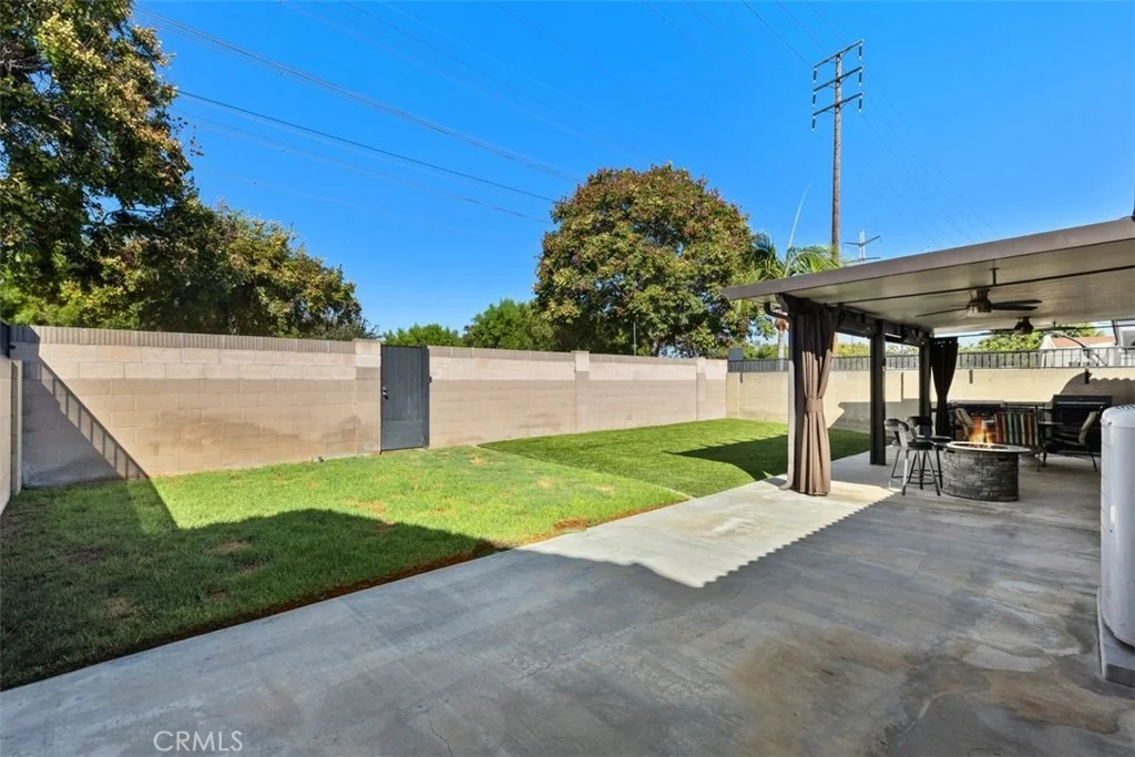 Photo of 4641 Sharon