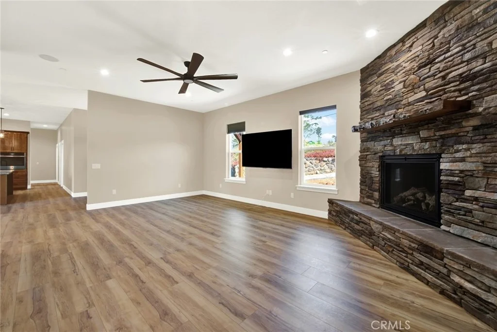 Photo of 1690 BEND LANE