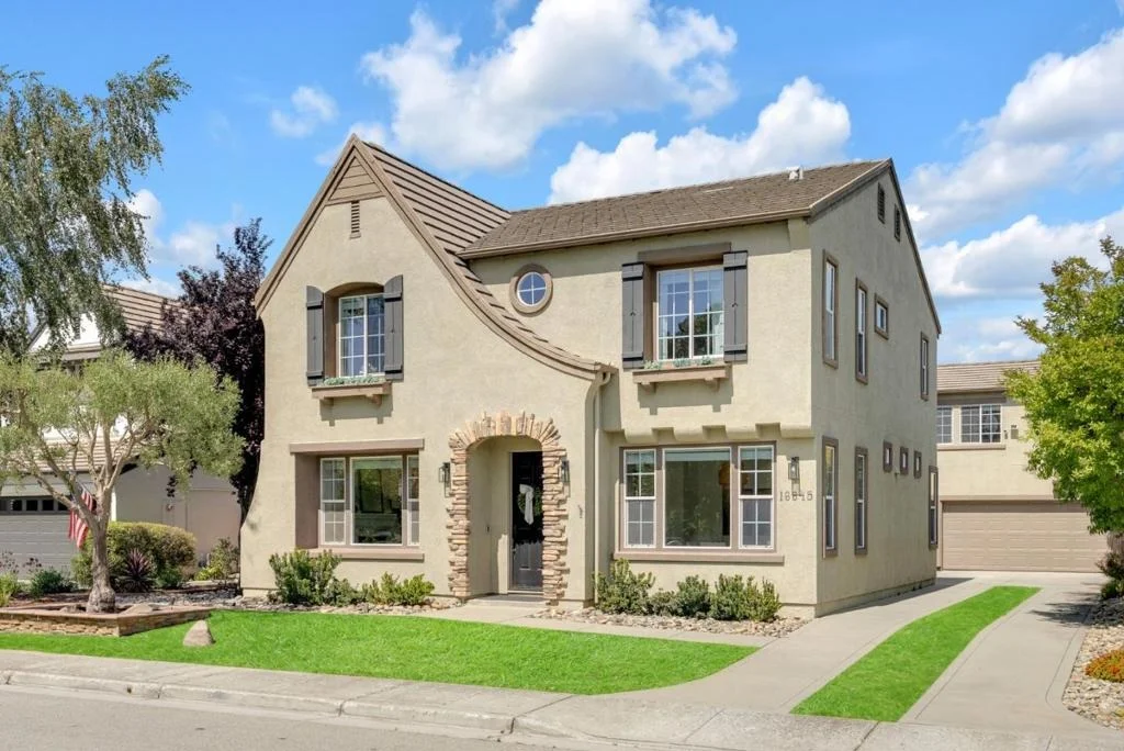 Photo of 16845 Zinfandel Circle