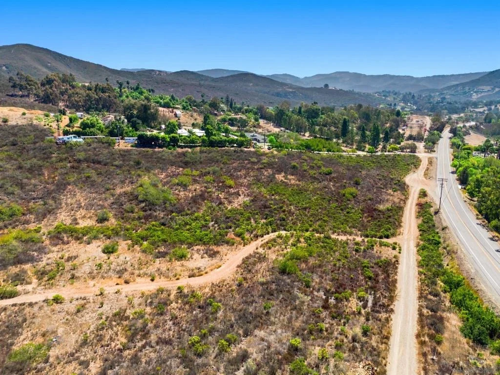 Photo of 20753 Elfin Forest Rd