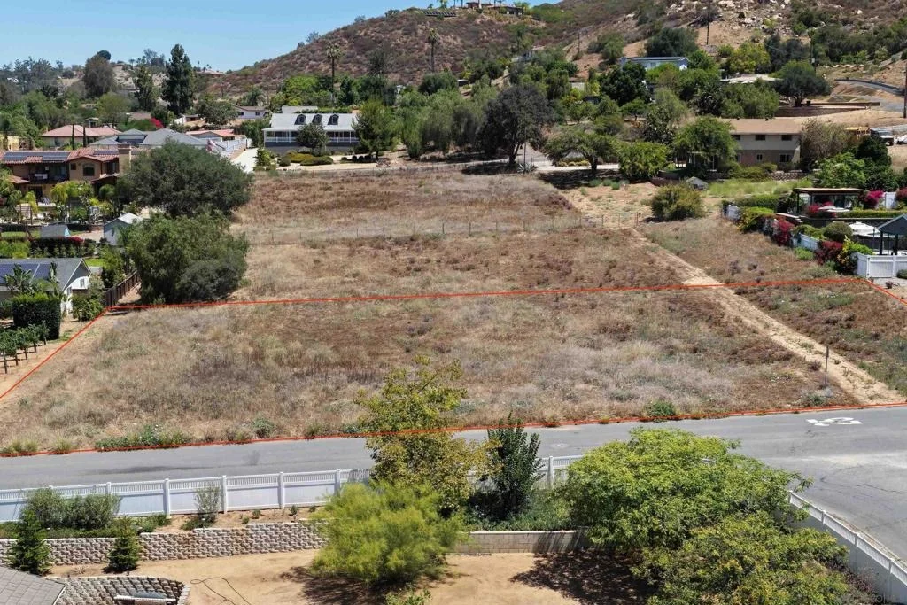 Photo of 14444 Twin Peaks Rd