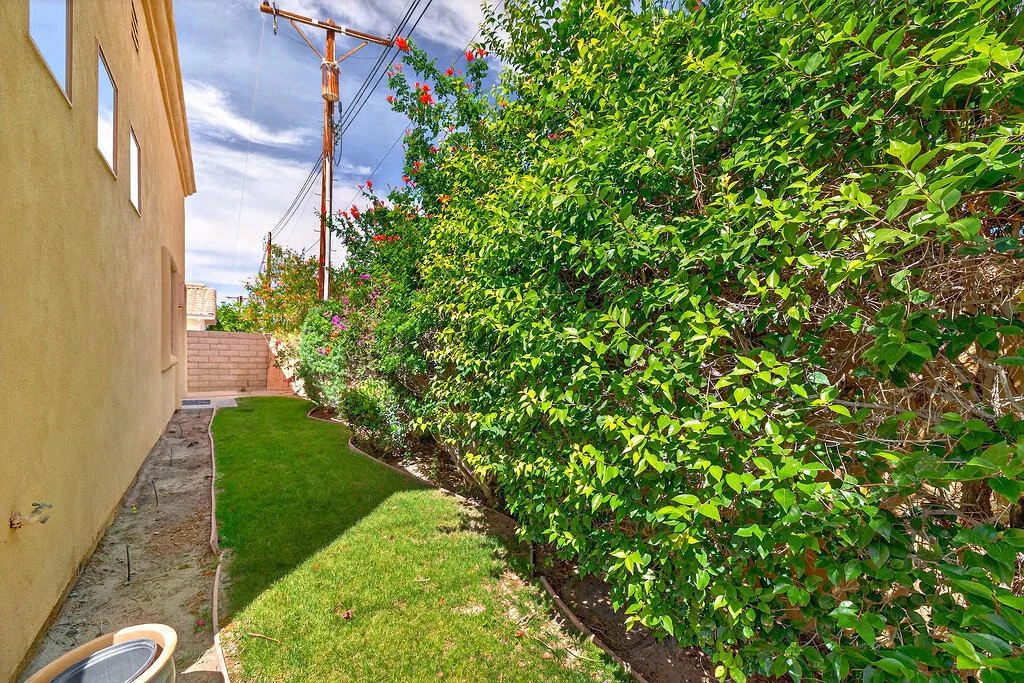 Photo of 77500 Calle Chillon
