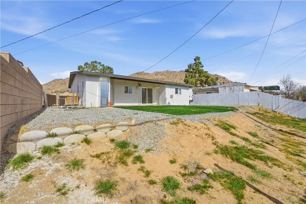 Photo of 23921 South