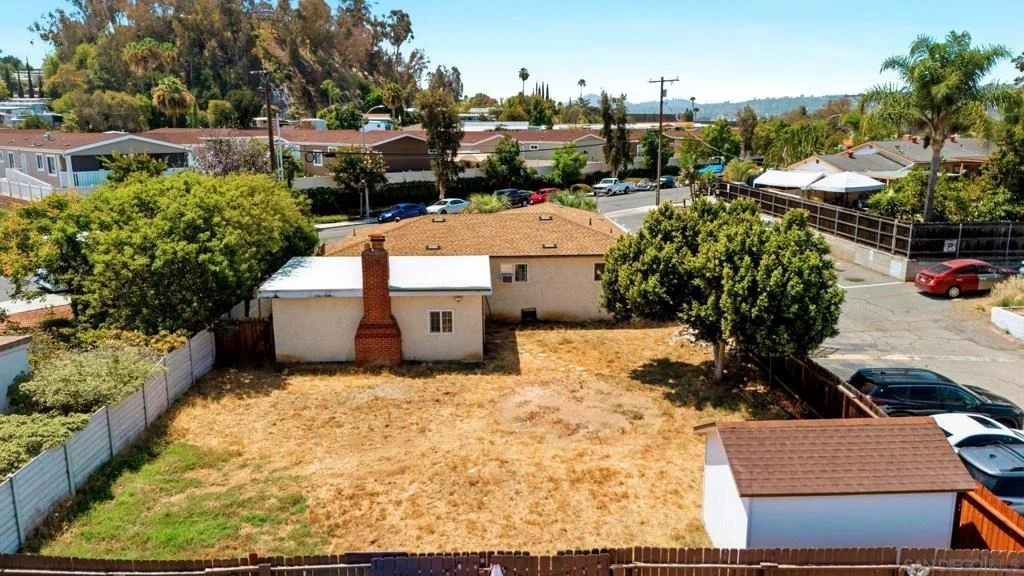 Photo of 8852 Railroad Ave