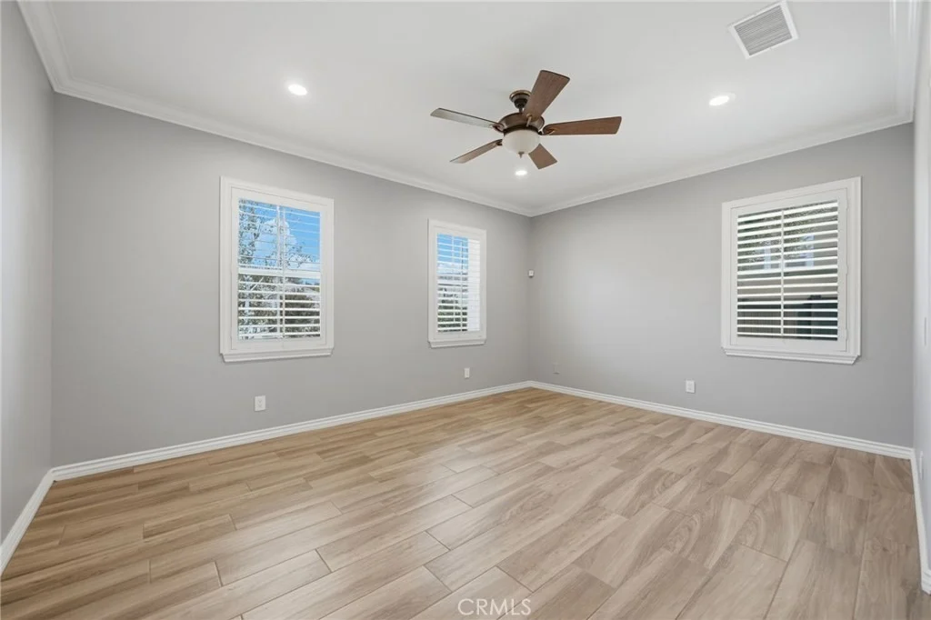 Photo of 35815 Red Bluff