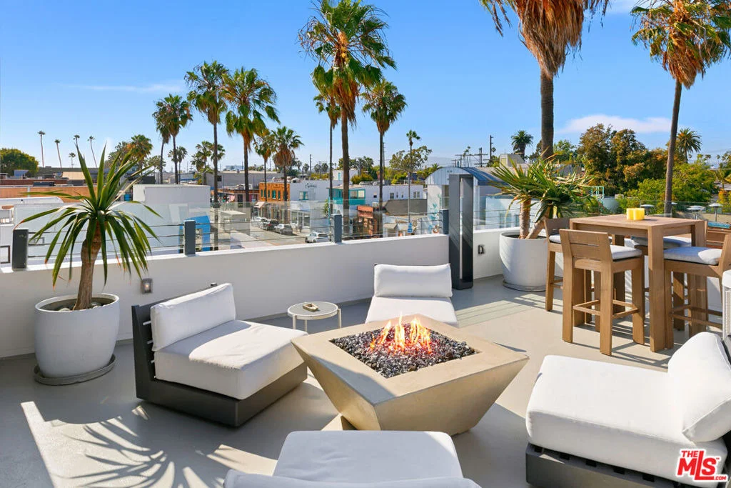 Photo of 1430 Abbot Kinney Boulevard