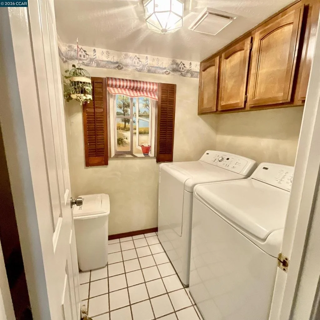 Photo of 403 Gerald Court