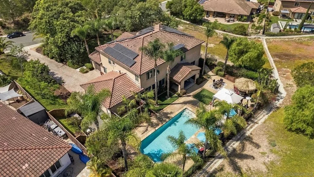 Photo of 3051 Vineyard Way
