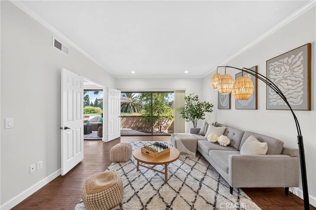 Photo of 636 Colonial Circle