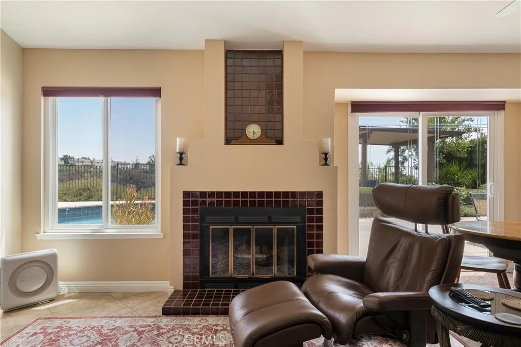 Photo of 2528 Sloan