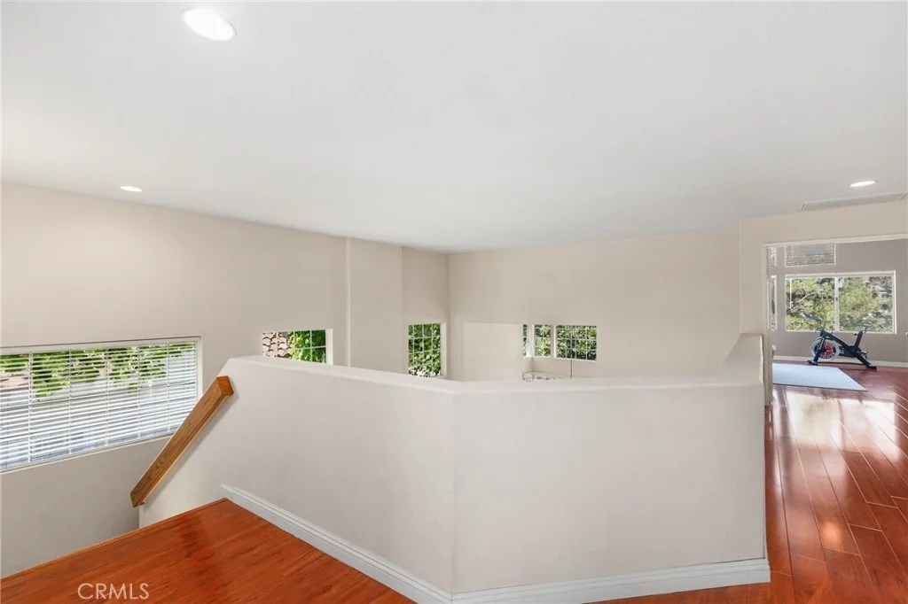 Photo of 61 Summitcrest