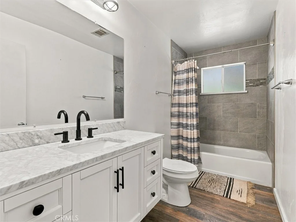 Photo of 33298 Vista W
