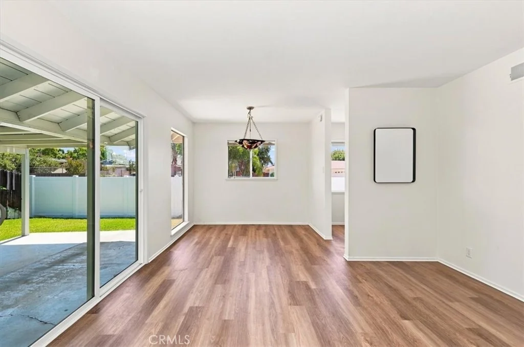 Photo of 4305 Salerno