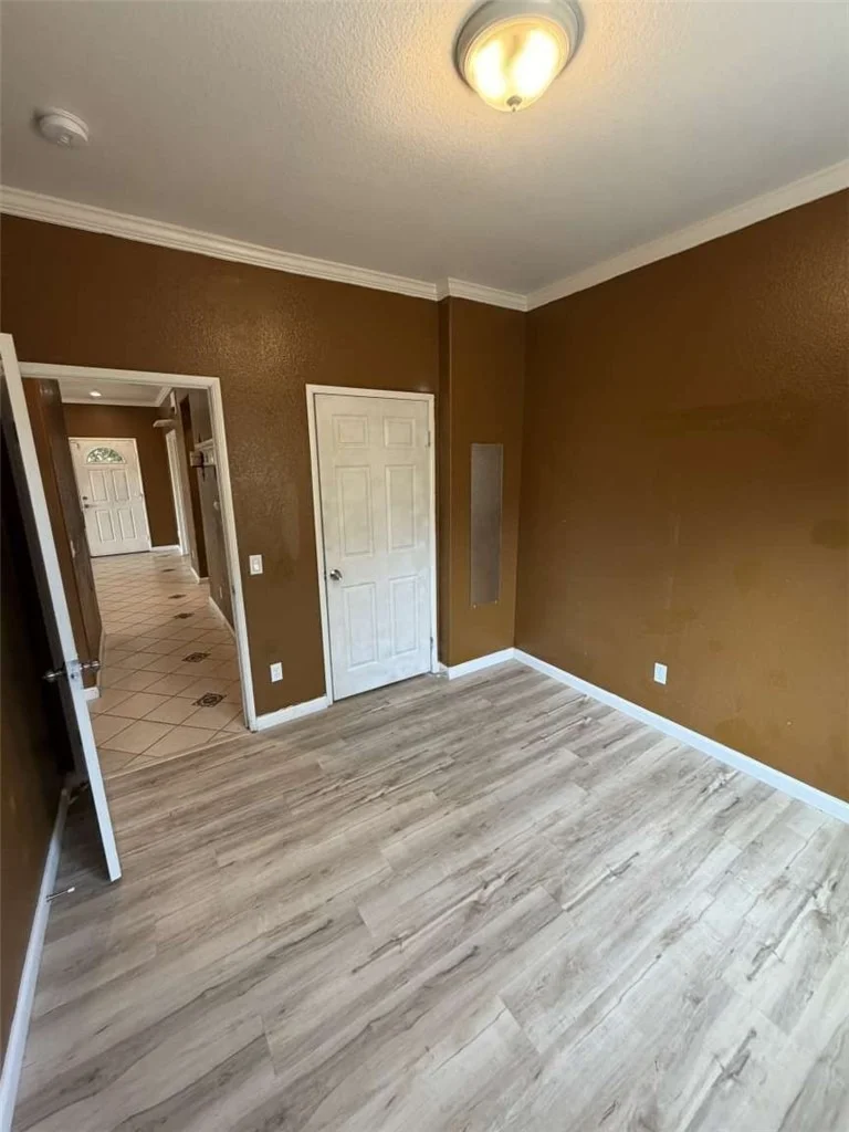 Photo of 43963 Glenraven Road