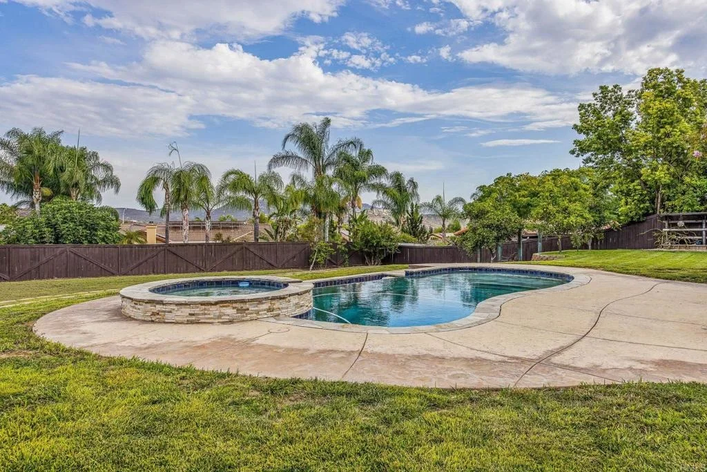 Photo of 23560 Green Glen