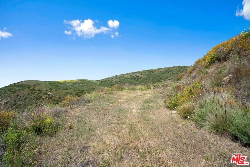 Photo of 4250 Decker Edison Road