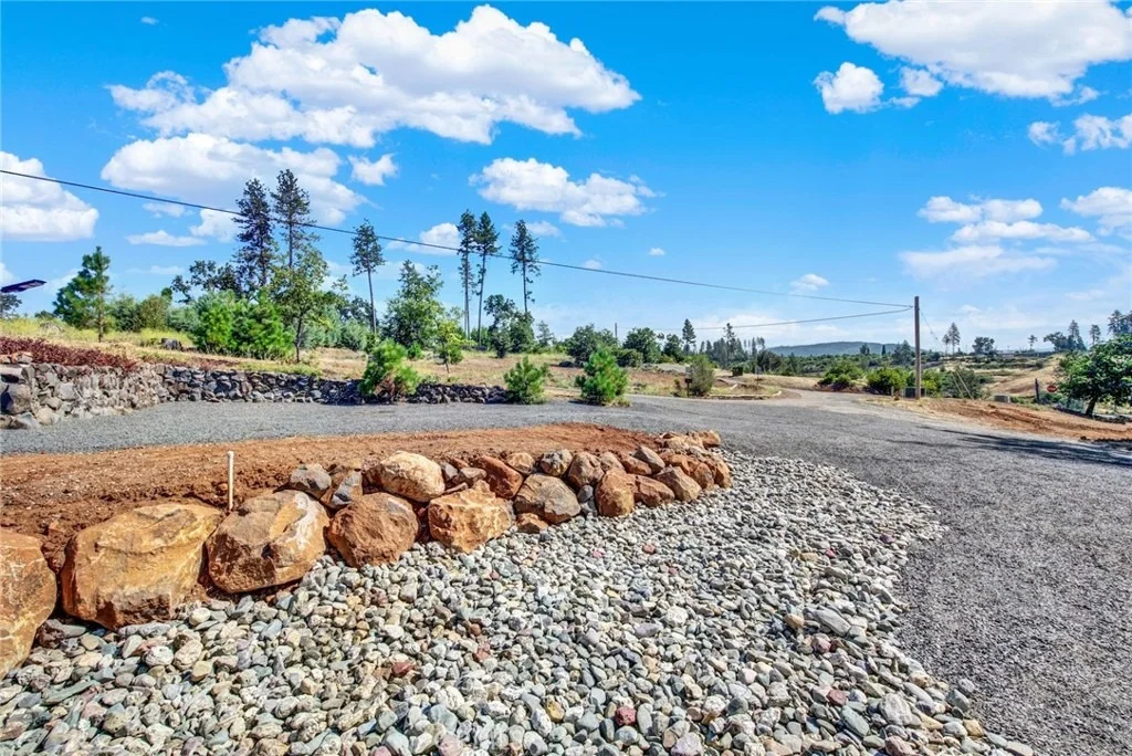 Photo of 1690 BEND LANE