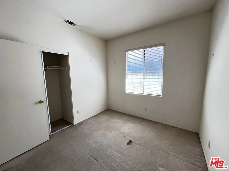 Photo of 27500 Parkside Drive