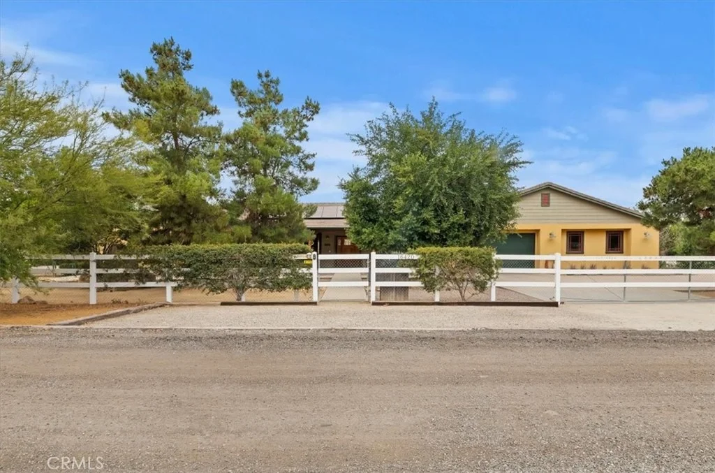 Photo of 16420 Rocky Glen Road