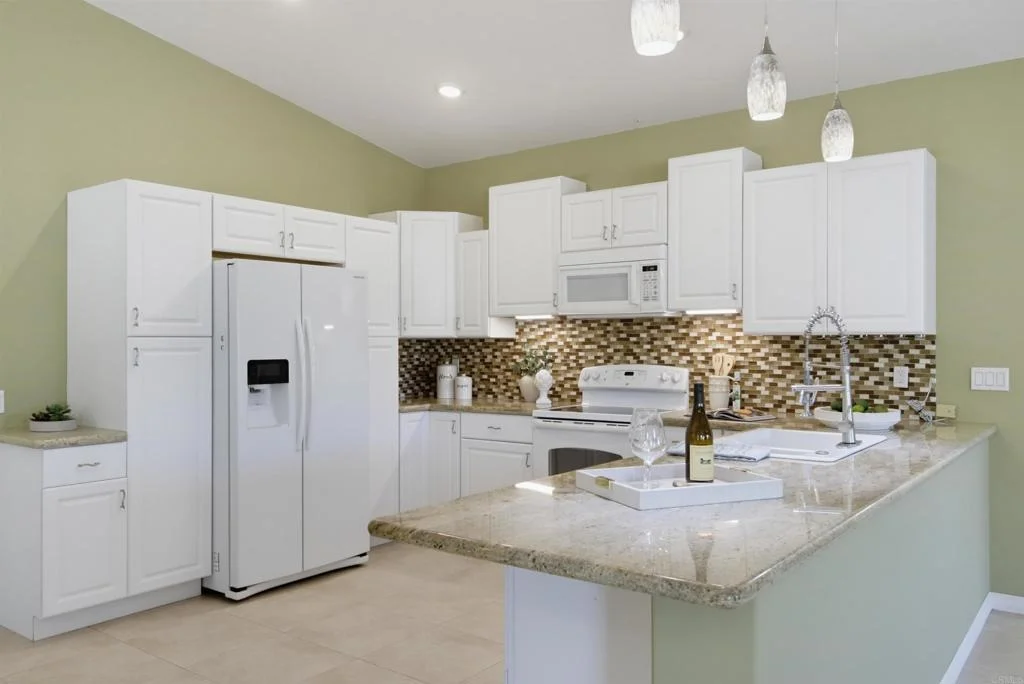 Photo of 4580 El Mirlo