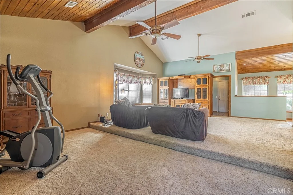 Photo of 43118 Roulette Lane
