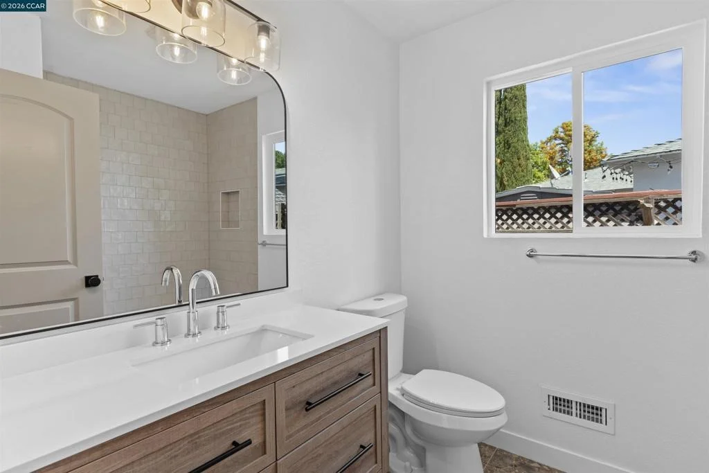 Photo of 1229 Jensen Dr