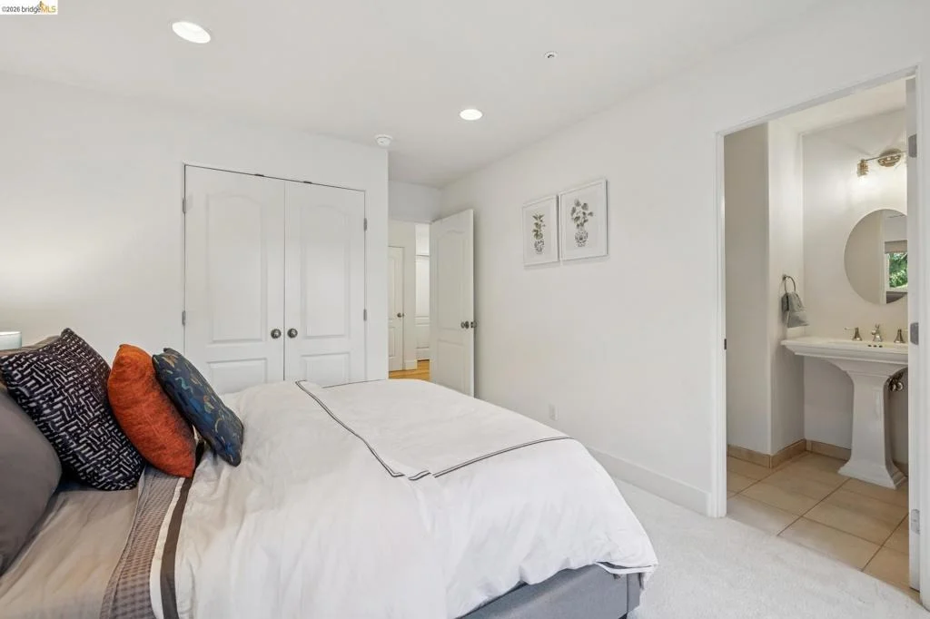 Photo of 6153 Girvin Drive