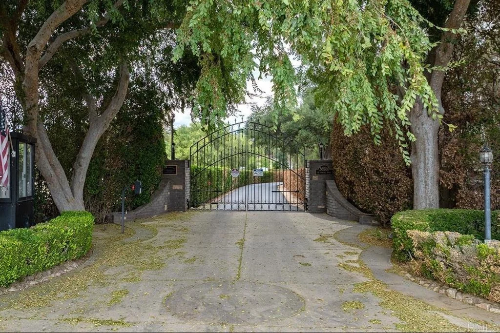 Photo of 36500 De Portola Road