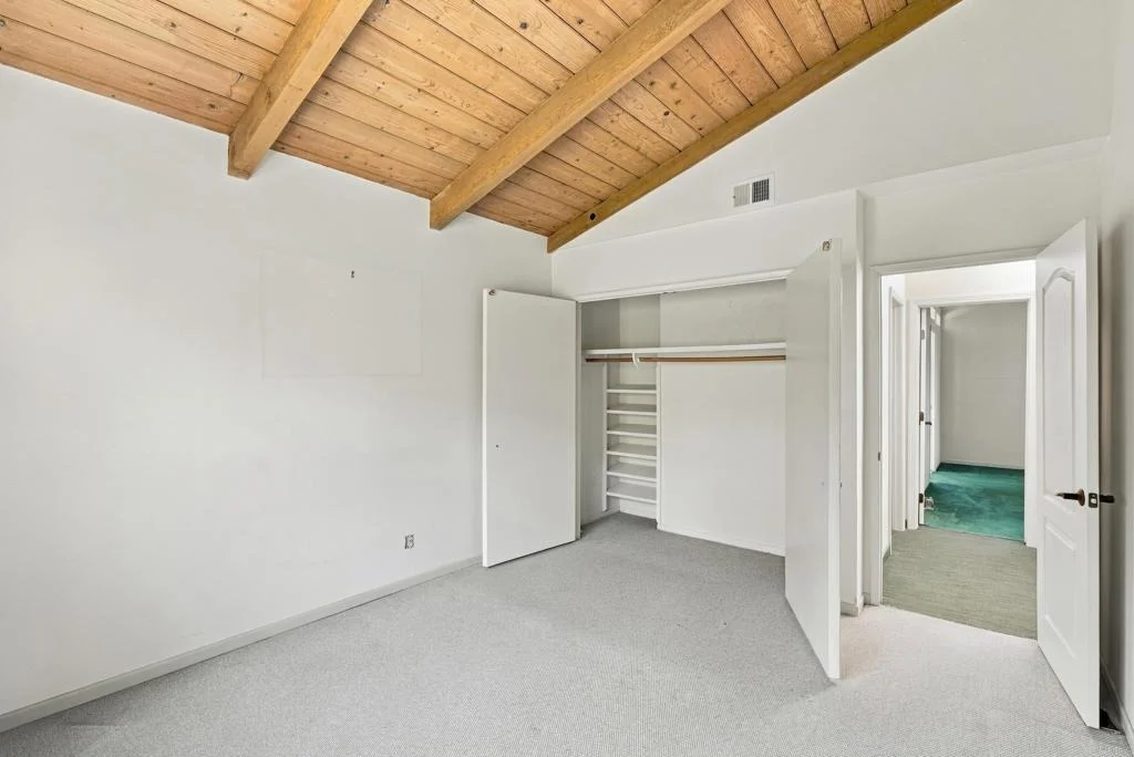 Photo of 4525 Lyons Drive