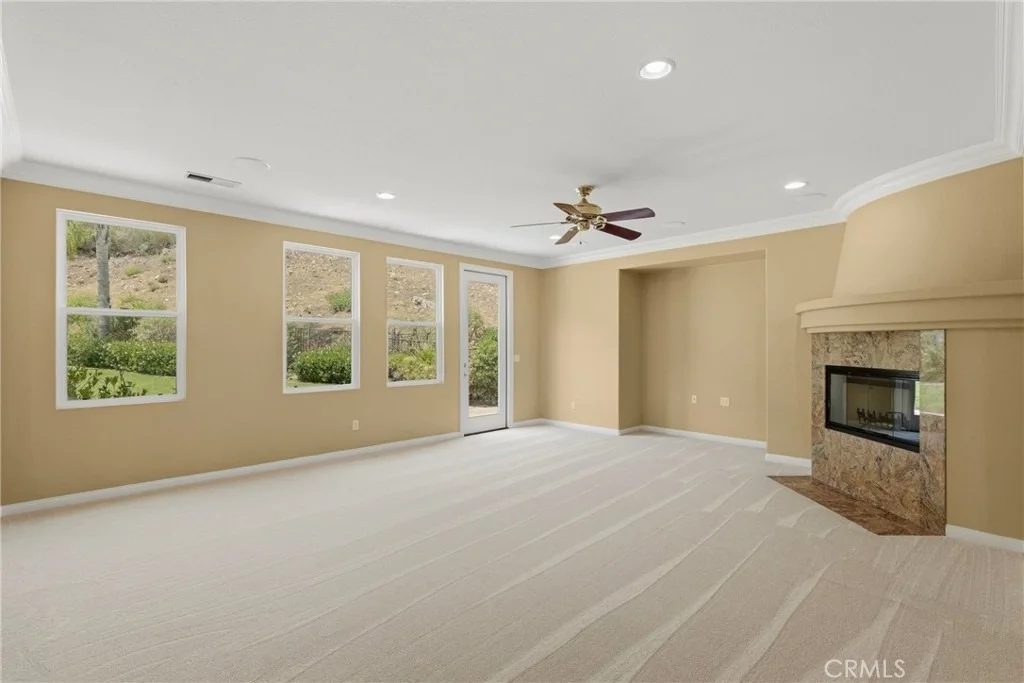Photo of 1014 Skyline Place