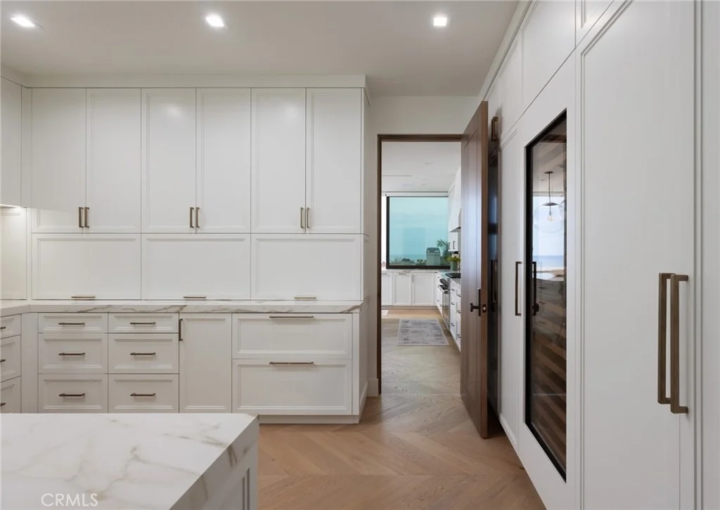 Photo of 2595 Altamar