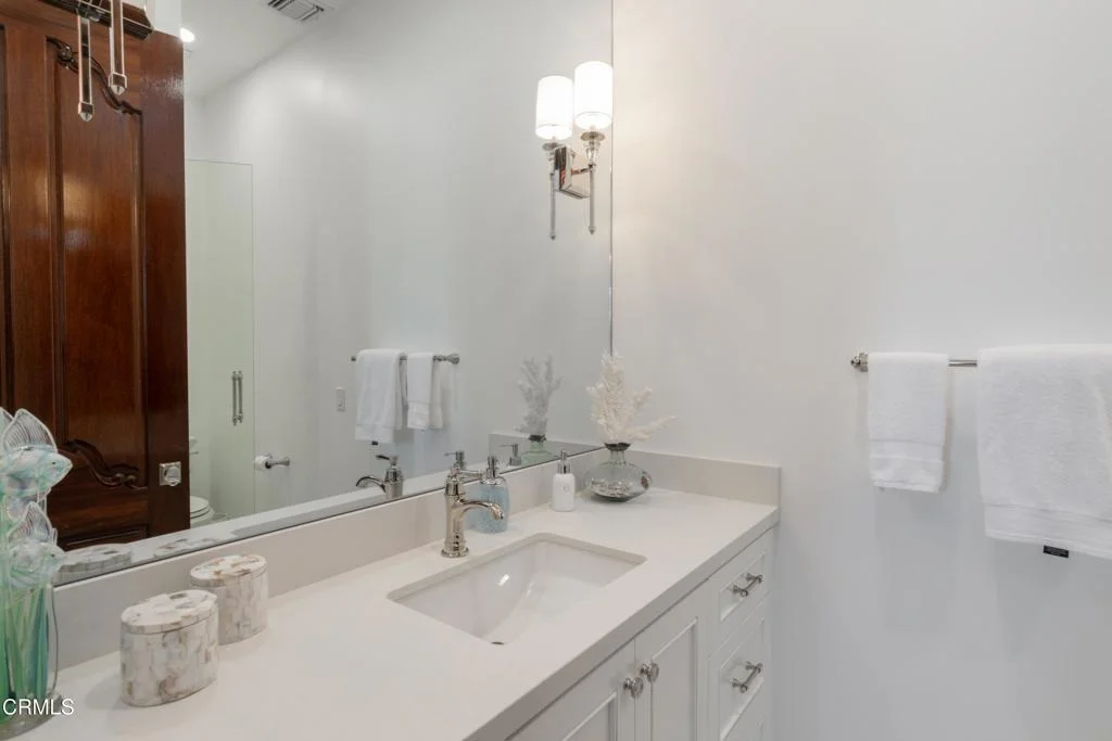 Photo of 2300 Weybridge Drive