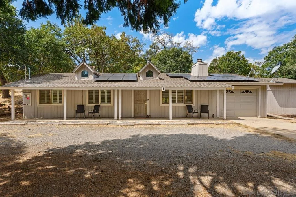 Photo of 3004 Pine Crest