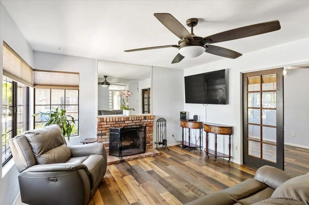 Photo of 2337 Fallingleaf