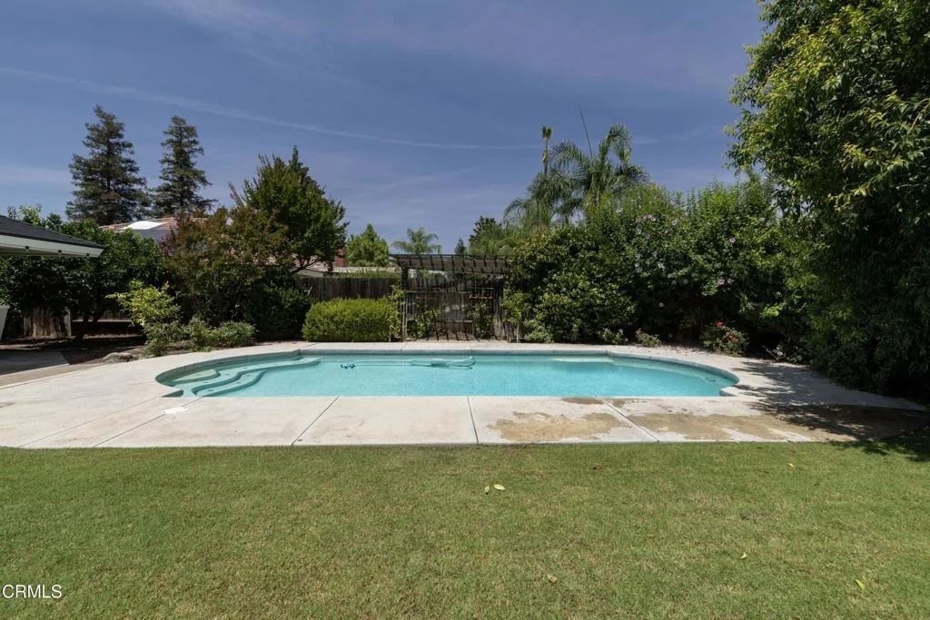 Photo of 9408 Meadow Leaf Court