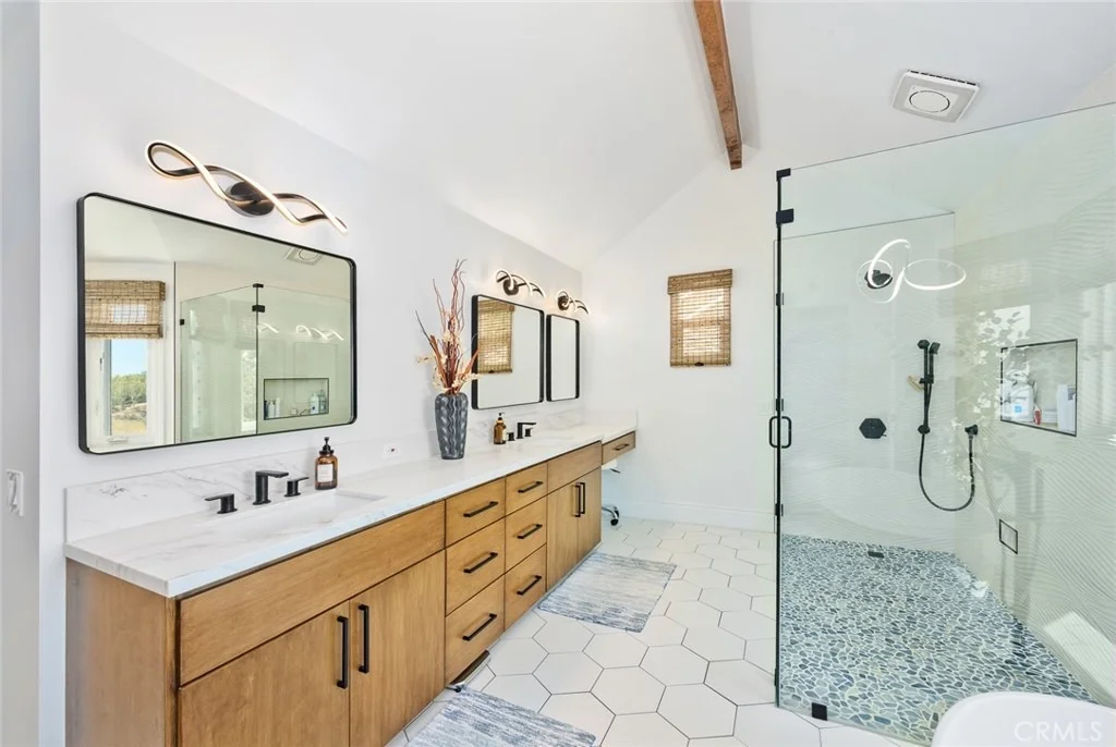 Photo of 25402 Gallup Circle