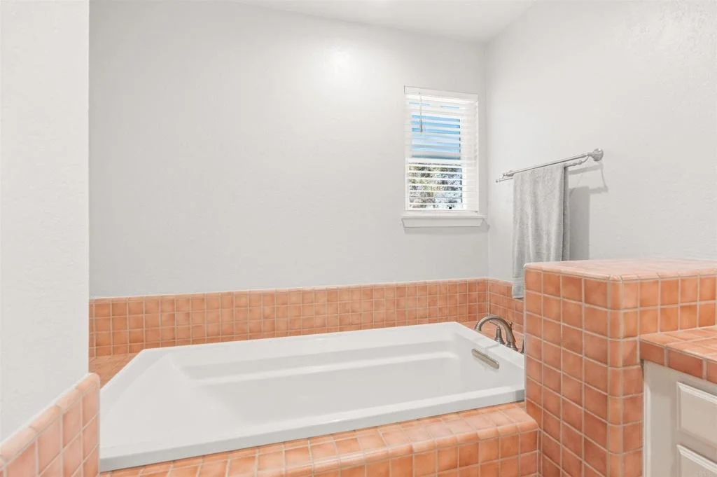 Photo of 3684 Maria Ln