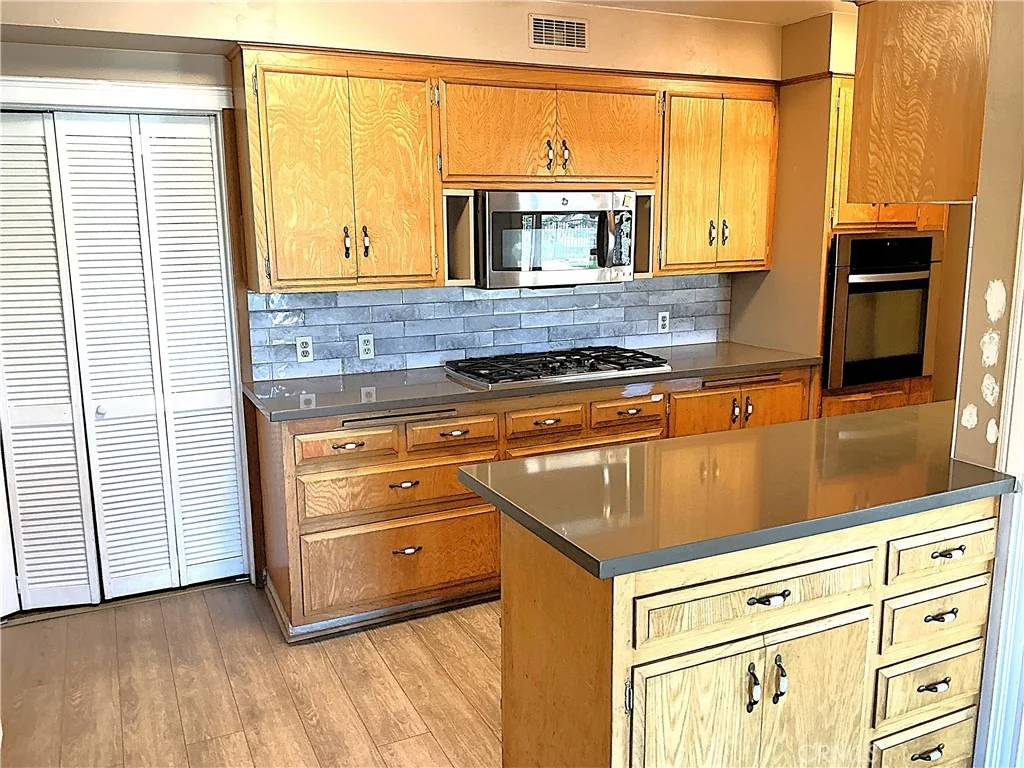 Photo of 11735 Peach Tree
