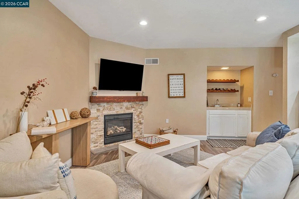 Photo of 570 Zephyr Cir