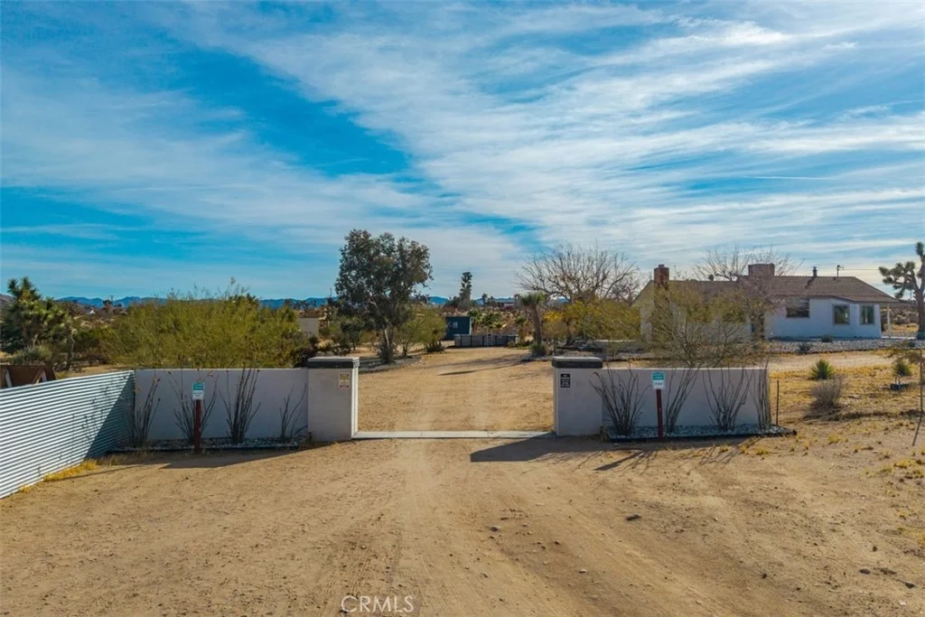 Photo of 59427 La Crescenta Drive