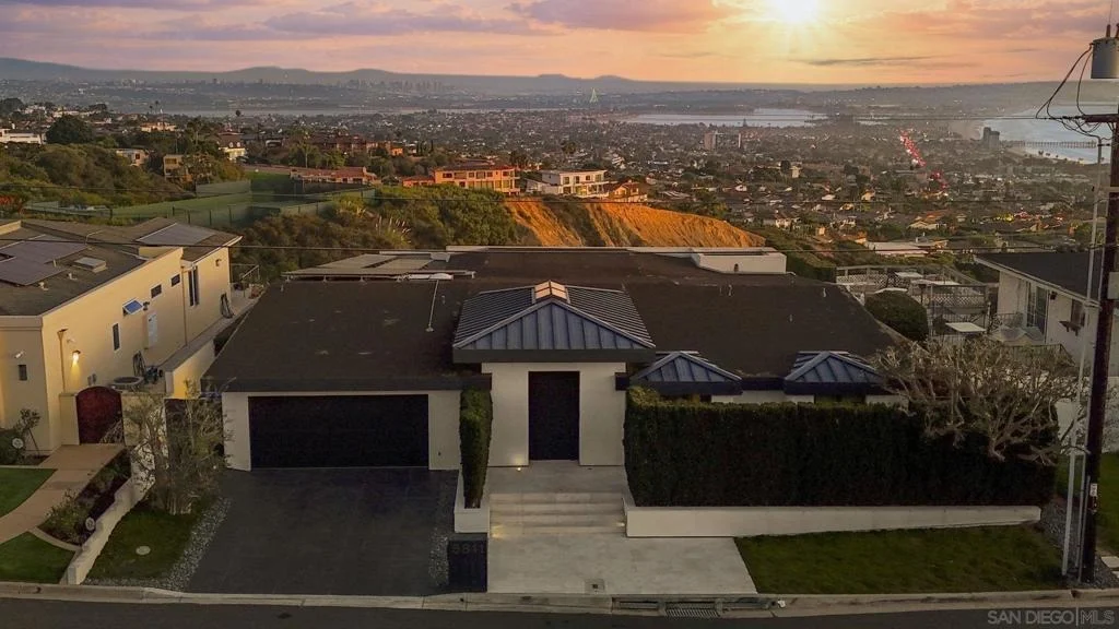 Photo of 5811 Box Canyon Rd