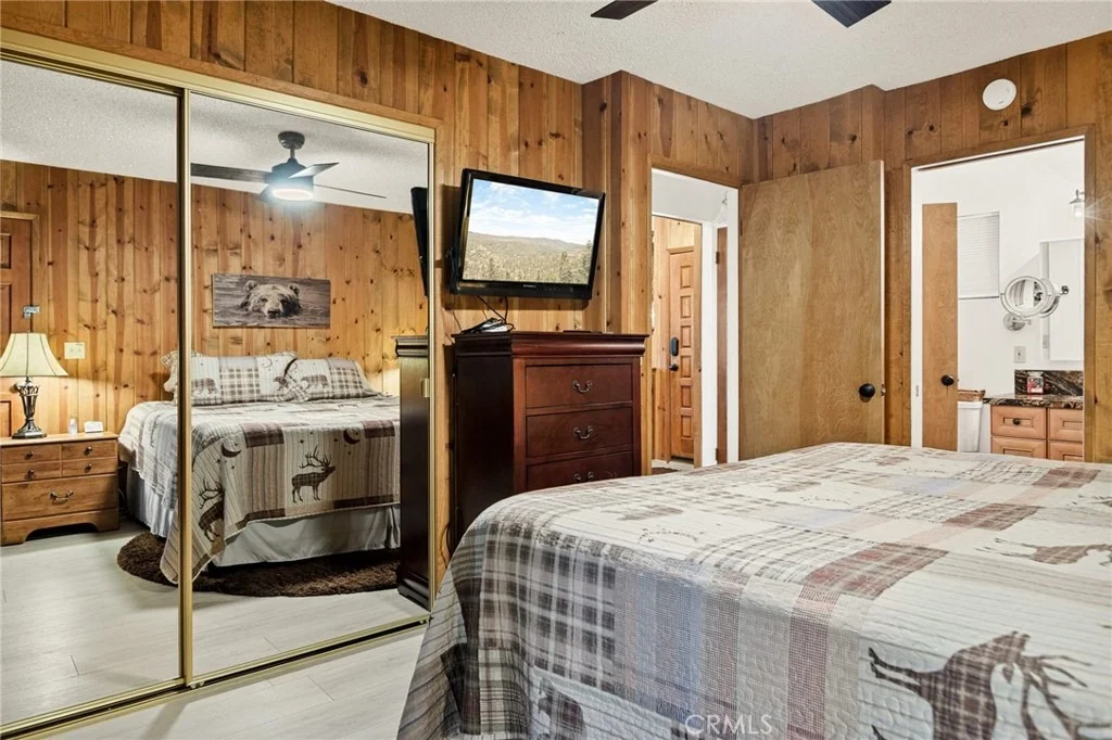Photo of 824 Oakmont Lane